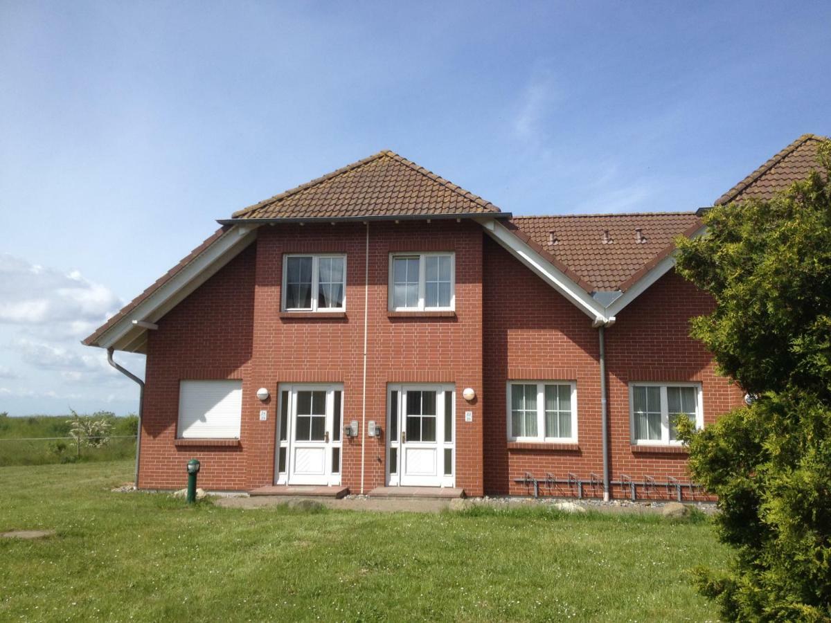 Ferienwohnung "Kranich" Im Ferien-Resort Ruegen Sagard Exterior photo